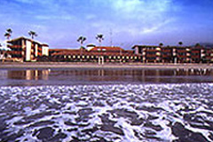 the sea lodge on la jolla shores beach.